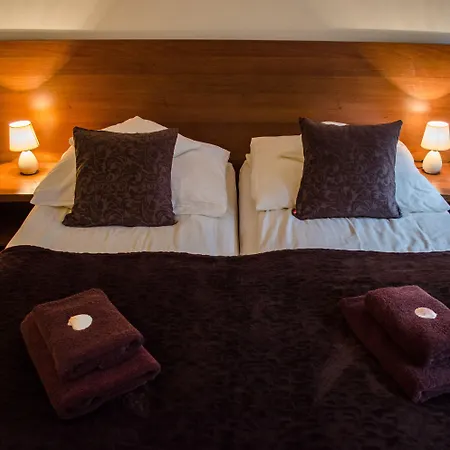 Royal Route 29 Comfort 3* Krakau