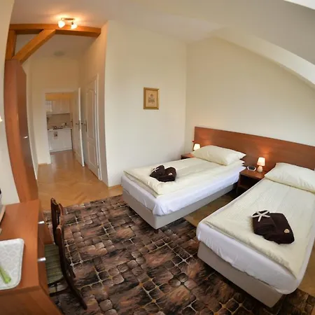 Guest house Royal Route 29 Comfort Krakow