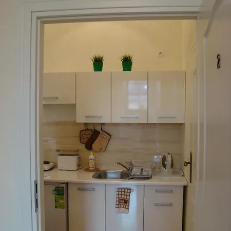 Guest house Royal Route 29 Comfort