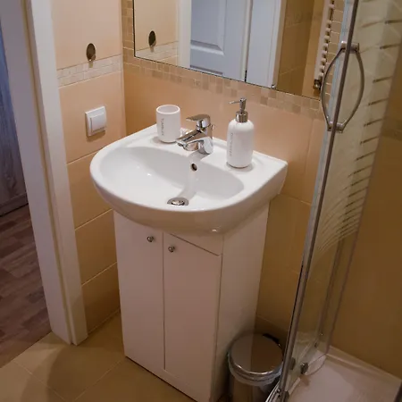 Royal Route 29 Comfort 3* Krakau